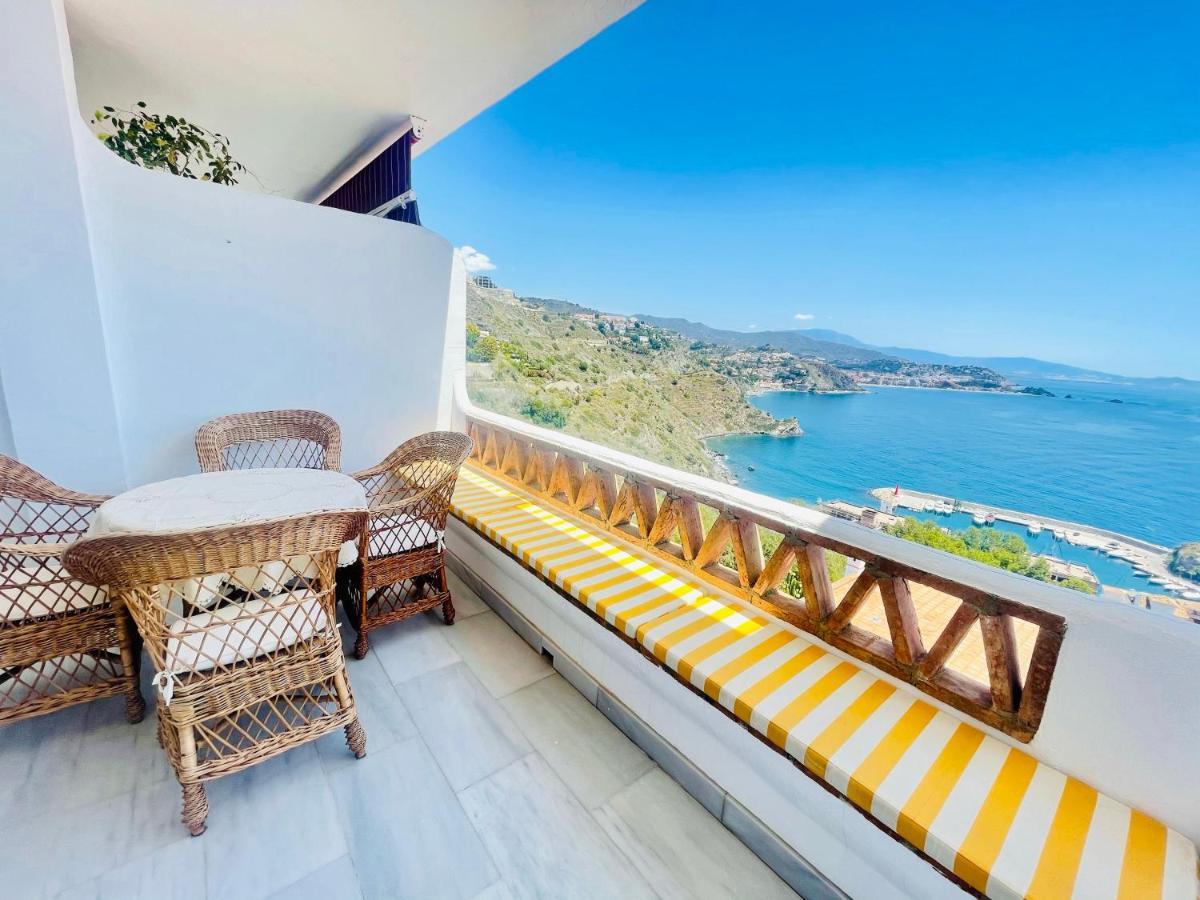 Marina Sunrise, Preciosas Vistas Al Mar Apartment ลาเอร์ราดูรา ภายนอก รูปภาพ