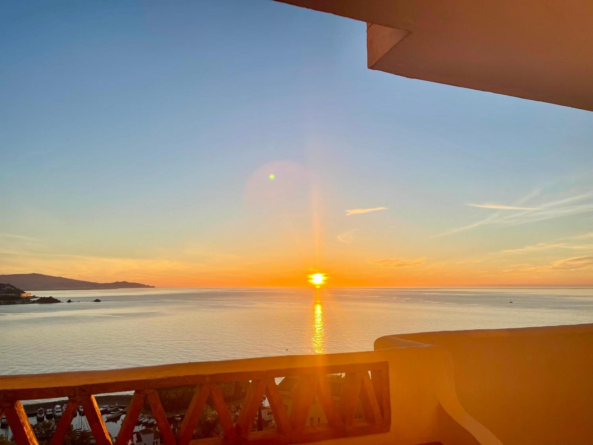 Marina Sunrise, Preciosas Vistas Al Mar Apartment ลาเอร์ราดูรา ภายนอก รูปภาพ